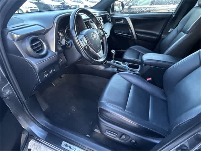 Thumbnail: 2018 Toyota RAV4 - 15