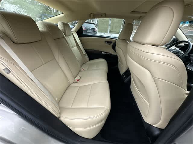 Thumbnail: 2014 Toyota Avalon - 22