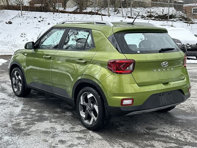 Thumbnail: 2023 Hyundai Venue - 20