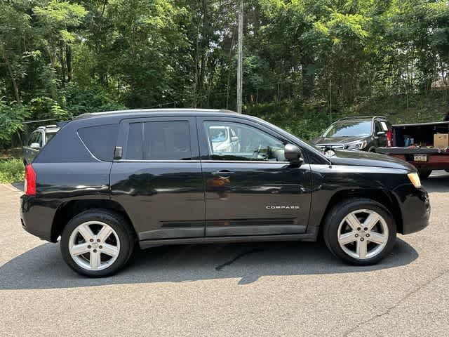 Thumbnail: 2011 Jeep Compass - 3