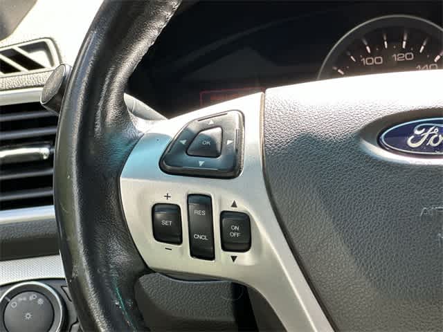 Thumbnail: 2013 Ford Explorer - 9