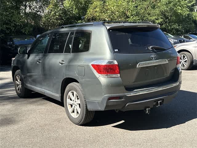Thumbnail: 2013 Toyota Highlander - 23