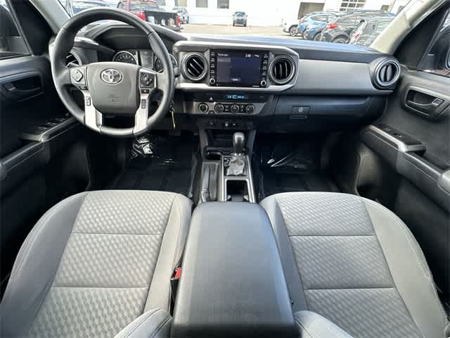 Thumbnail: 2022 Toyota Tacoma - 17