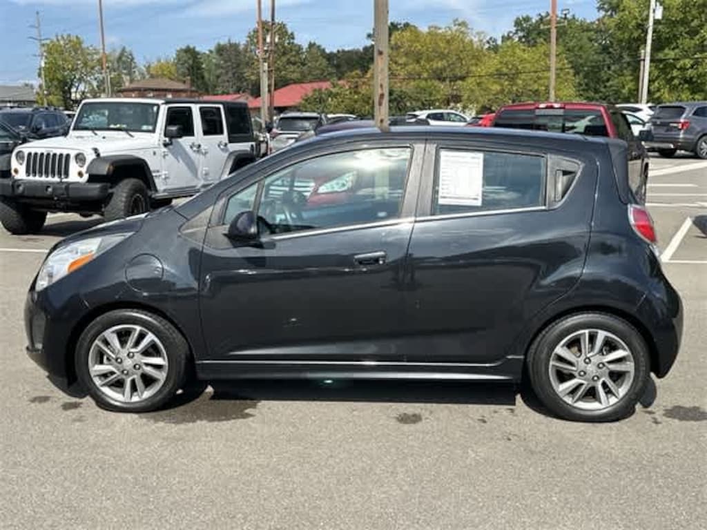 Used 2015 Chevrolet Spark EV LT w/1LT Hatchback