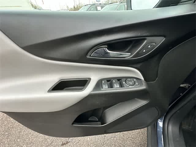 Thumbnail: 2019 Chevrolet Equinox - 17
