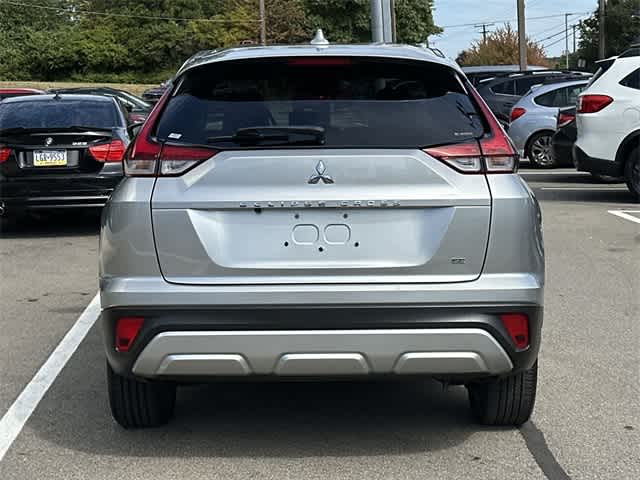 2024 Mitsubishi Eclipse Cross SE photo 3