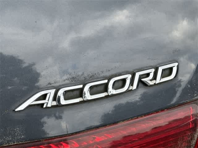 Thumbnail: 2005 Honda Accord - 12