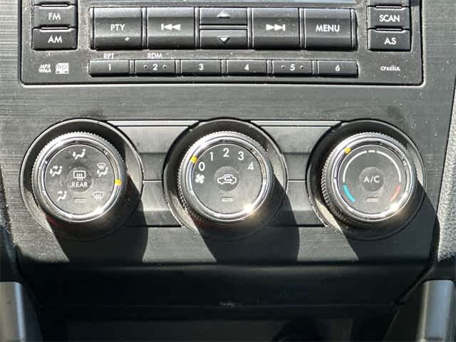 2015 Subaru Forester 2.5i 11