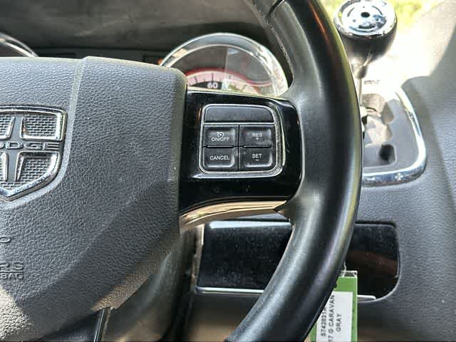 Thumbnail: 2017 Dodge Grand Caravan - 9