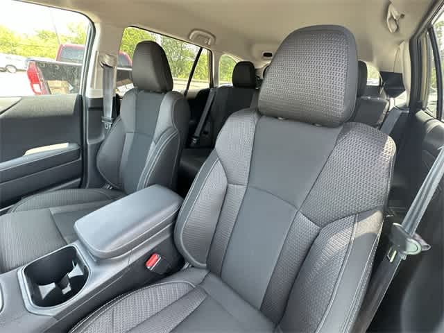 2025 Subaru Outback Premium 15