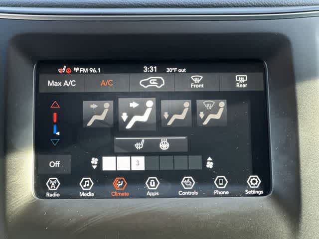 Thumbnail: 2019 Jeep Cherokee - 14