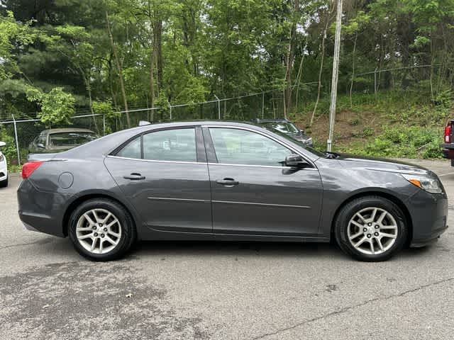 Thumbnail: 2013 Chevrolet Malibu - 3