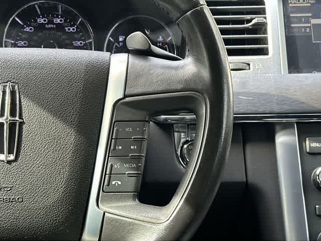 Thumbnail: 2011 Lincoln MKS - 10