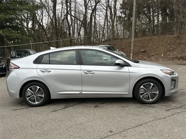 Thumbnail: 2022 Hyundai Ioniq - 3
