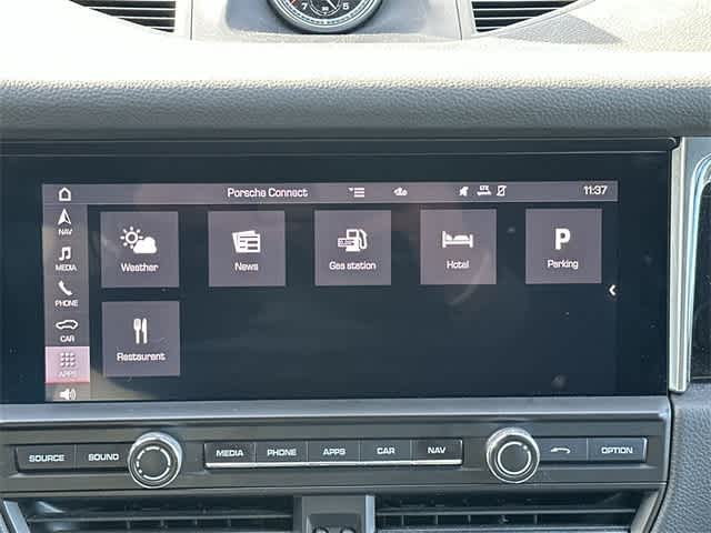 Thumbnail: 2020 Porsche Macan - 13