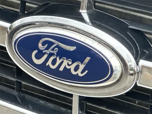 Thumbnail: 2010 Ford Escape - 14