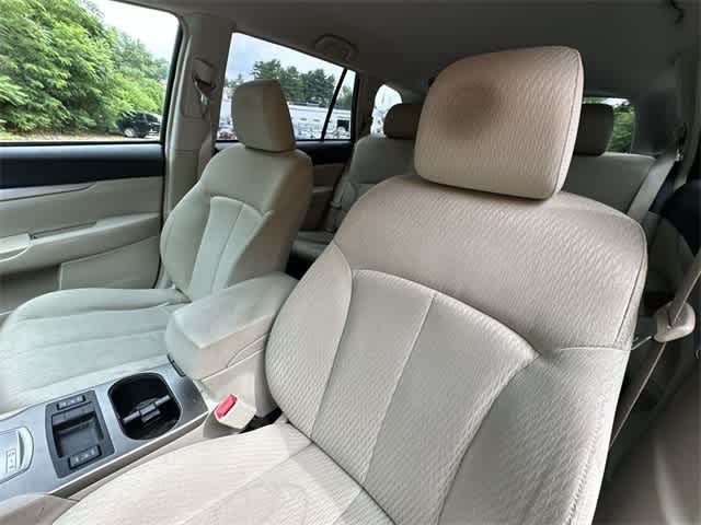 Thumbnail: 2011 Subaru Outback - 12