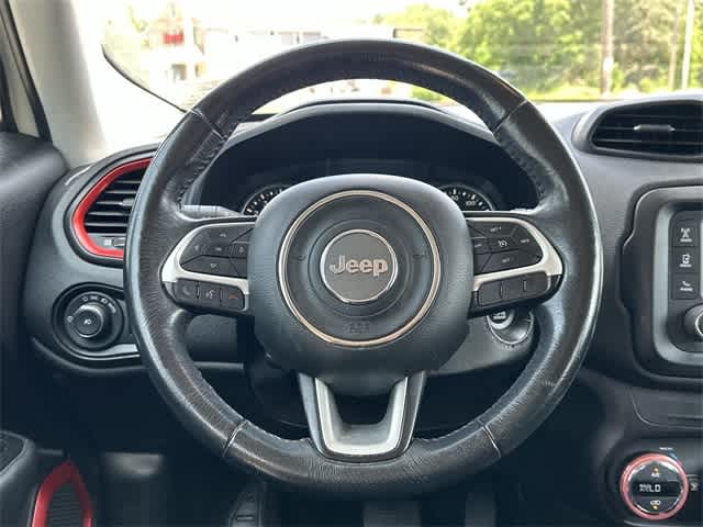 Thumbnail: 2017 Jeep Renegade - 7