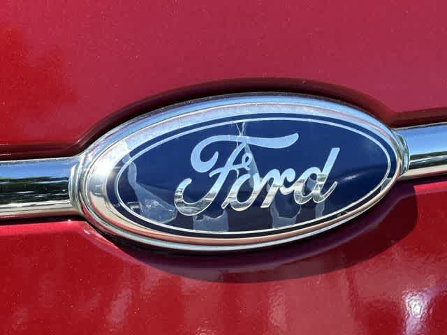 Thumbnail: 2011 Ford Taurus - 21