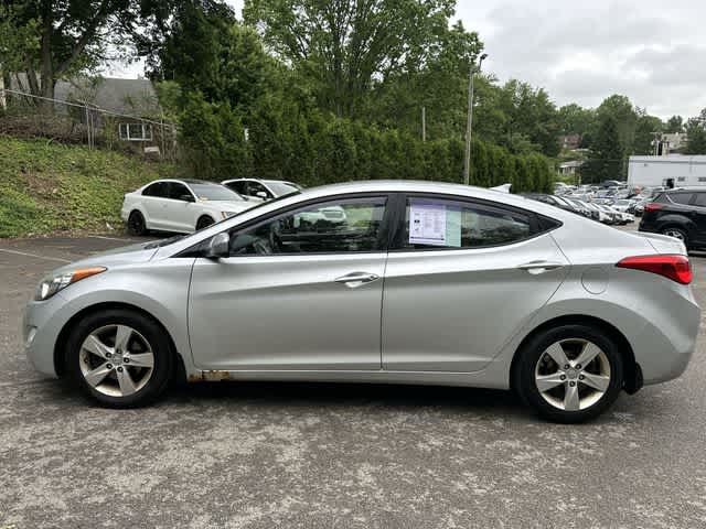 Thumbnail: 2013 Hyundai Elantra - 2