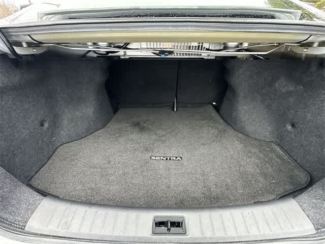 Thumbnail: 2013 Nissan Sentra - 25