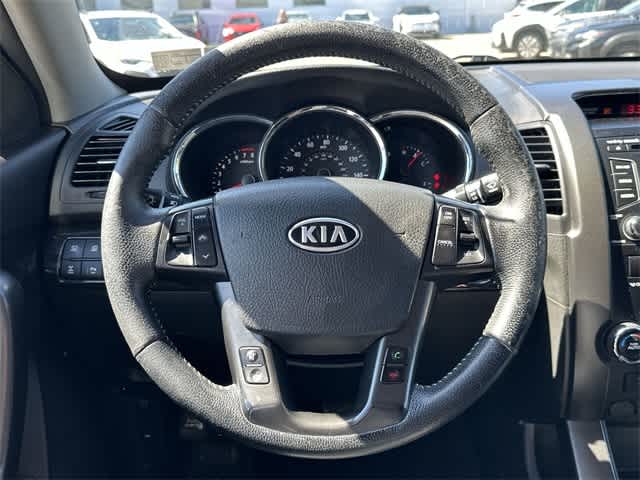 Thumbnail: 2012 Kia Sorento - 7