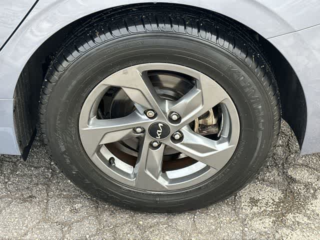 Thumbnail: 2022 Kia K5 - 4