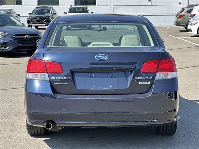2013 Subaru Legacy 2.5i Premium photo 4