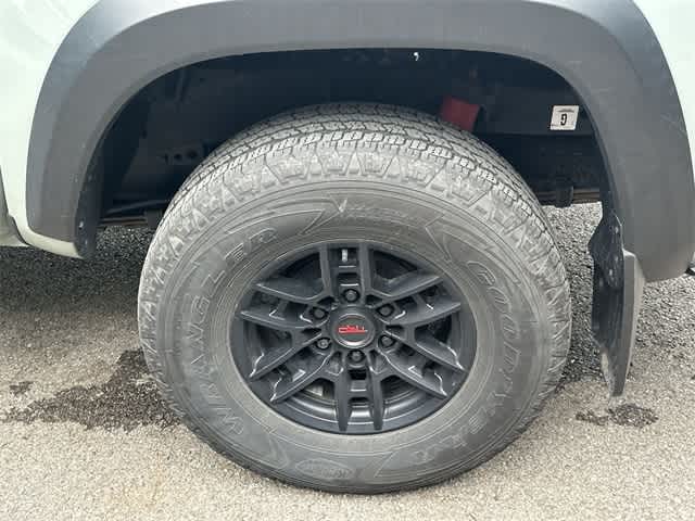 Thumbnail: 2021 Toyota Tacoma - 5