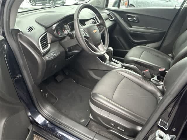 Thumbnail: 2022 Chevrolet Trax - 15