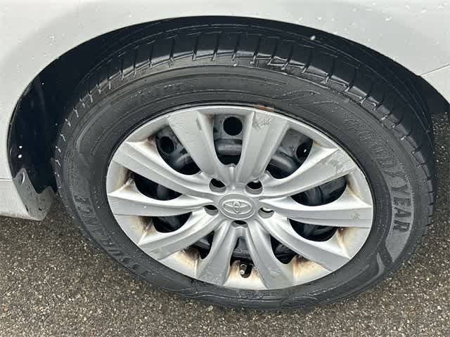 Thumbnail: 2013 Toyota Corolla - 5