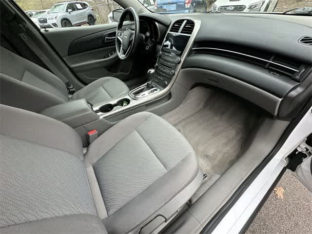 2013 Chevrolet Malibu LS 15