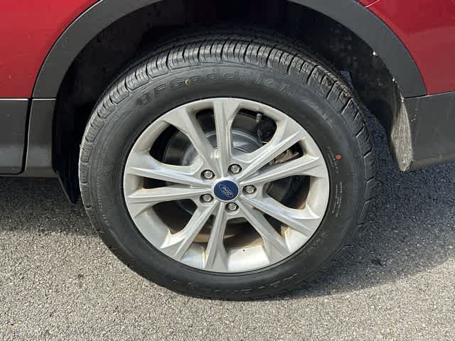 Thumbnail: 2019 Ford Escape - 5