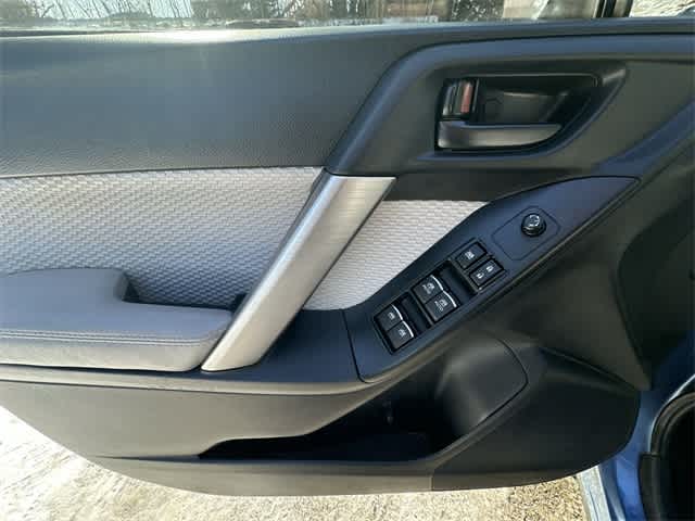 Thumbnail: 2018 Subaru Forester - 16