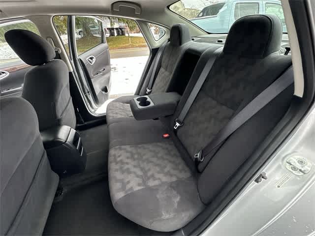 Thumbnail: 2013 Nissan Sentra - 19