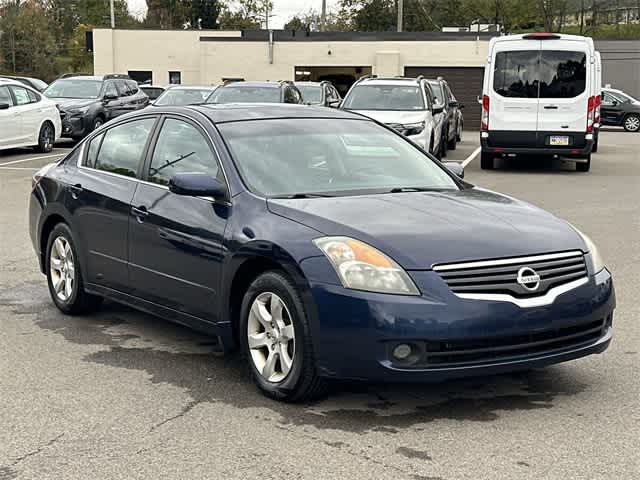 Thumbnail: 2009 Nissan Altima - 26