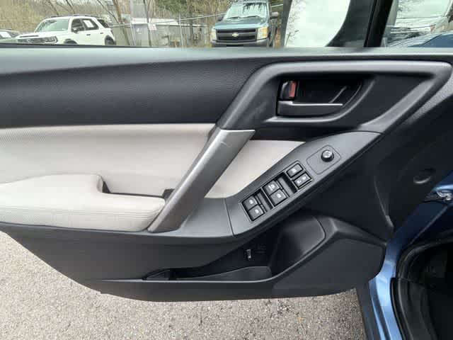 Thumbnail: 2015 Subaru Forester - 16