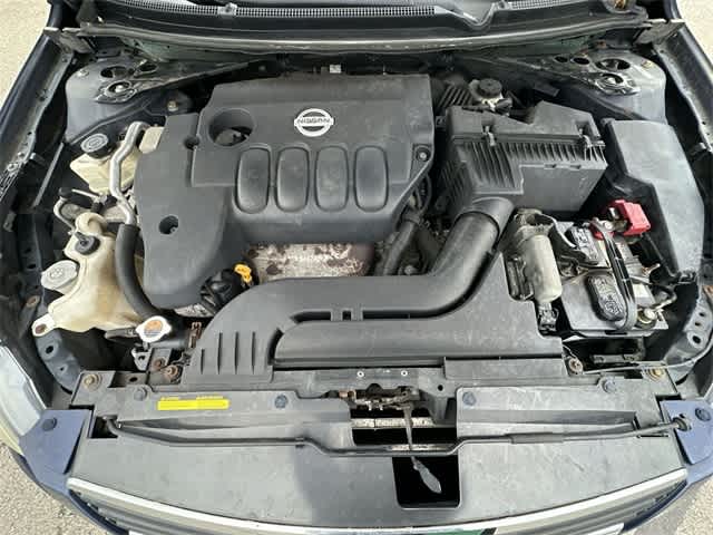 Thumbnail: 2009 Nissan Altima - 22