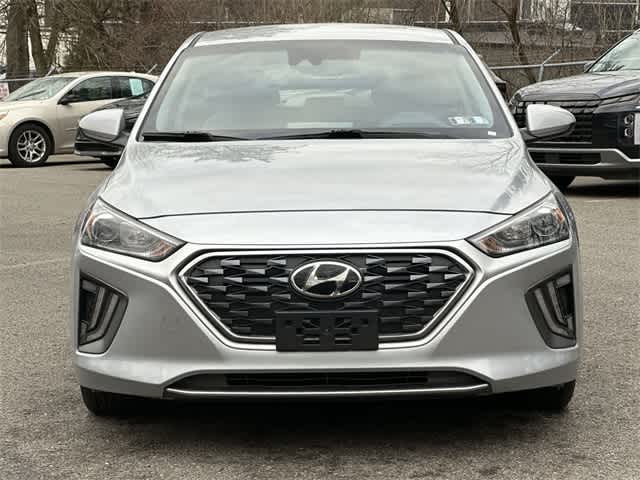 Thumbnail: 2022 Hyundai Ioniq - 25