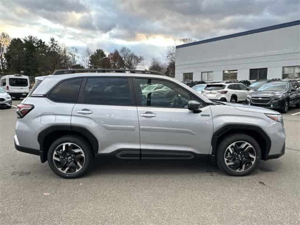New 2025 Subaru Forester Hybrid Limited SUV
