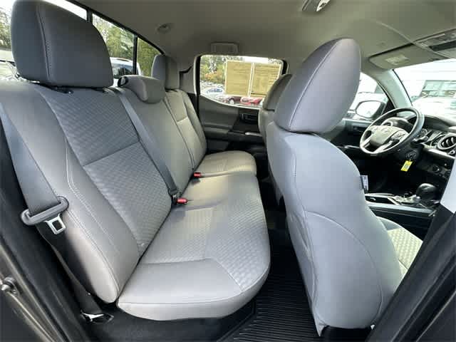 Thumbnail: 2022 Toyota Tacoma - 21