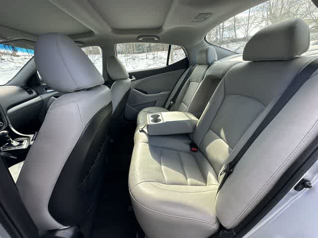 Thumbnail: 2015 Kia Optima - 18