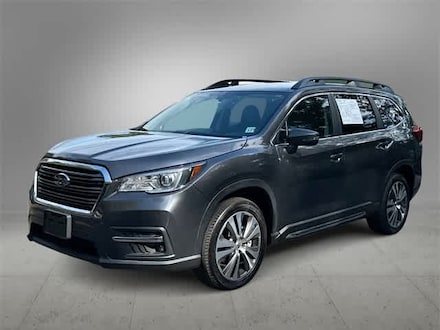 2022 Subaru Ascent Limited 7-Passenger SUV