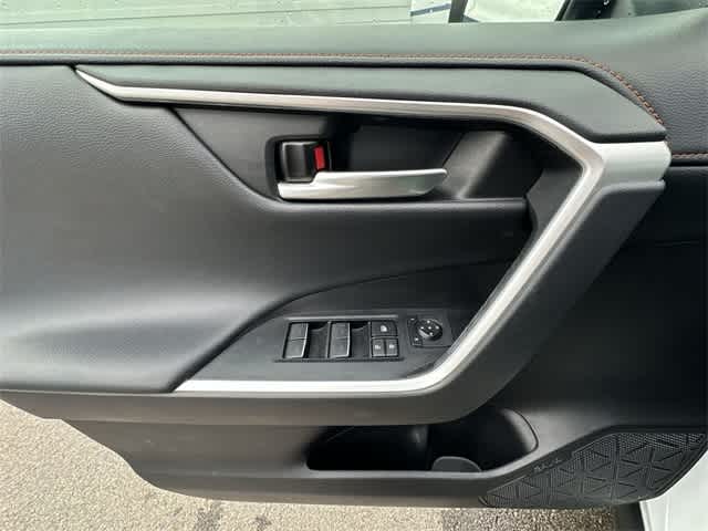 Thumbnail: 2023 Toyota RAV4 - 16