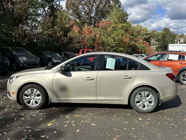 Thumbnail: 2014 Chevrolet Cruze - 2