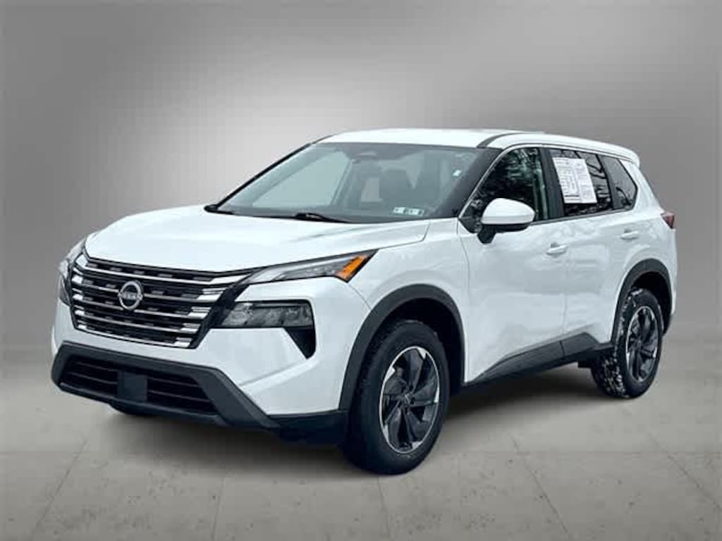 Used 2024 Nissan Rogue SV SUV