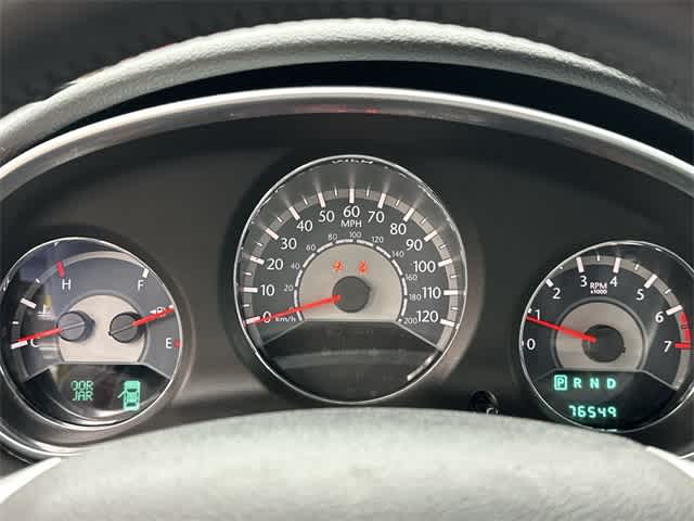 2012 Chrysler 200 Limited 5
