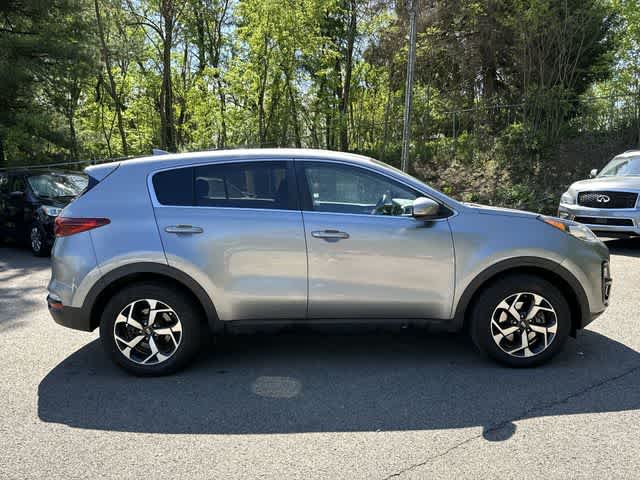 Thumbnail: 2020 Kia Sportage - 3