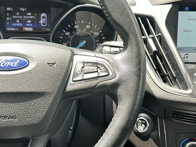 Thumbnail: 2019 Ford Escape - 10