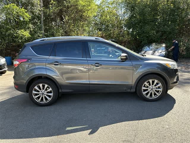 2017 Ford Escape Titanium photo 3